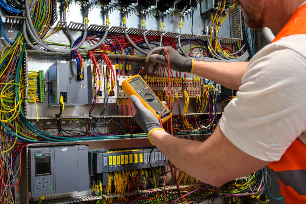 Best Circuit Breaker Repair  in Parlier, CA